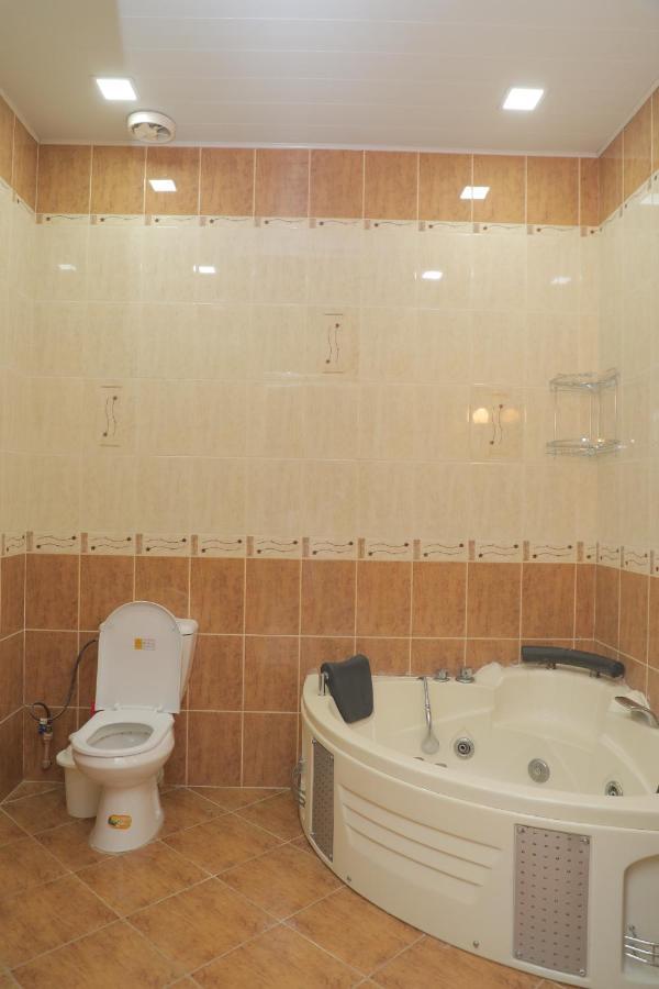 Prime Village Tashkent Esterno foto